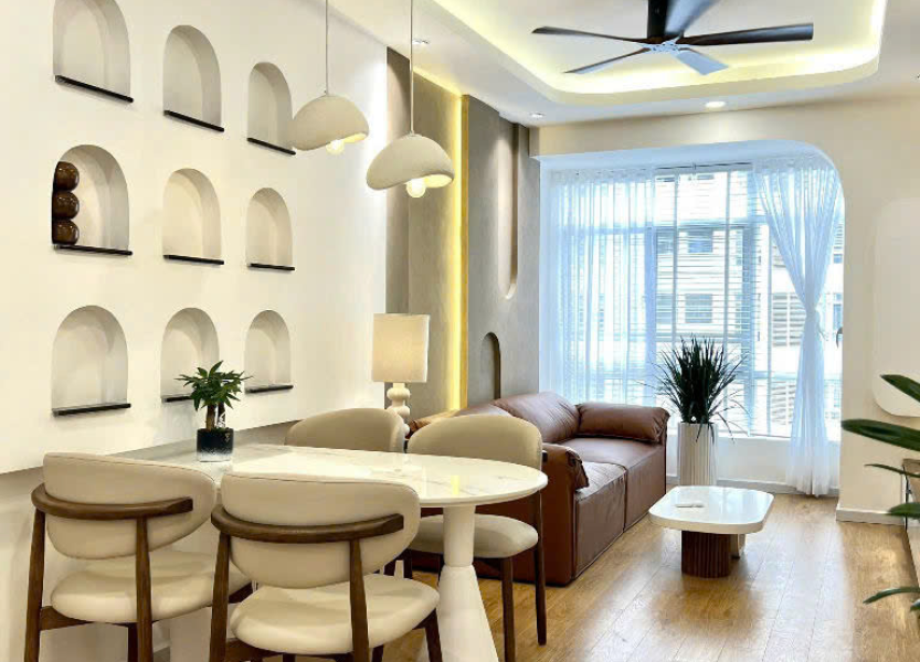 Bán căn hộ chung cư Sky Garden 3, diện tích 71m2, giá 5.450 tỷ, nhà đang có hợp đồng thuê 19tr/tháng.-511